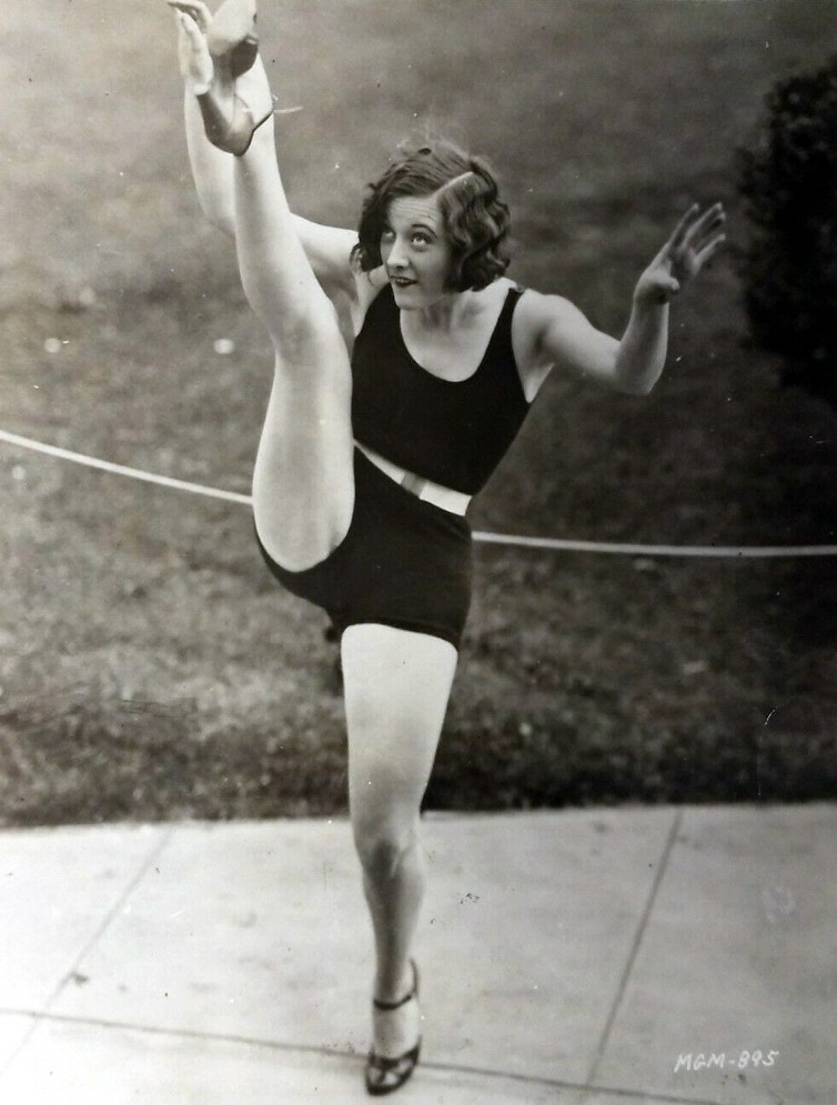 1926 publicity by Don Gillum.