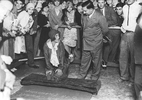 At Grauman's, 9/14/29.