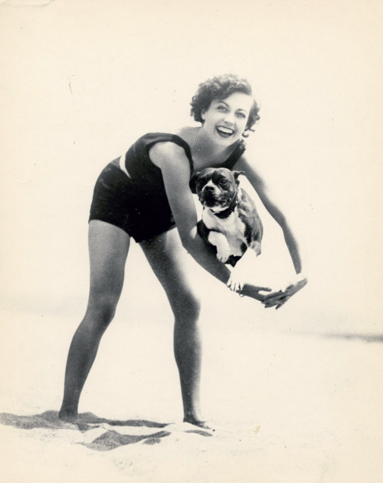 8/22/29. On Catalina Beach, shot by Nickolas Muray.