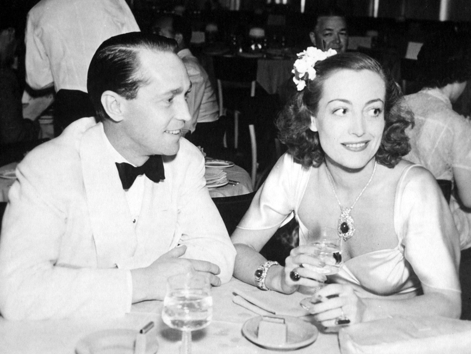 1937. With husband Franchot Tone at the Trocadero.