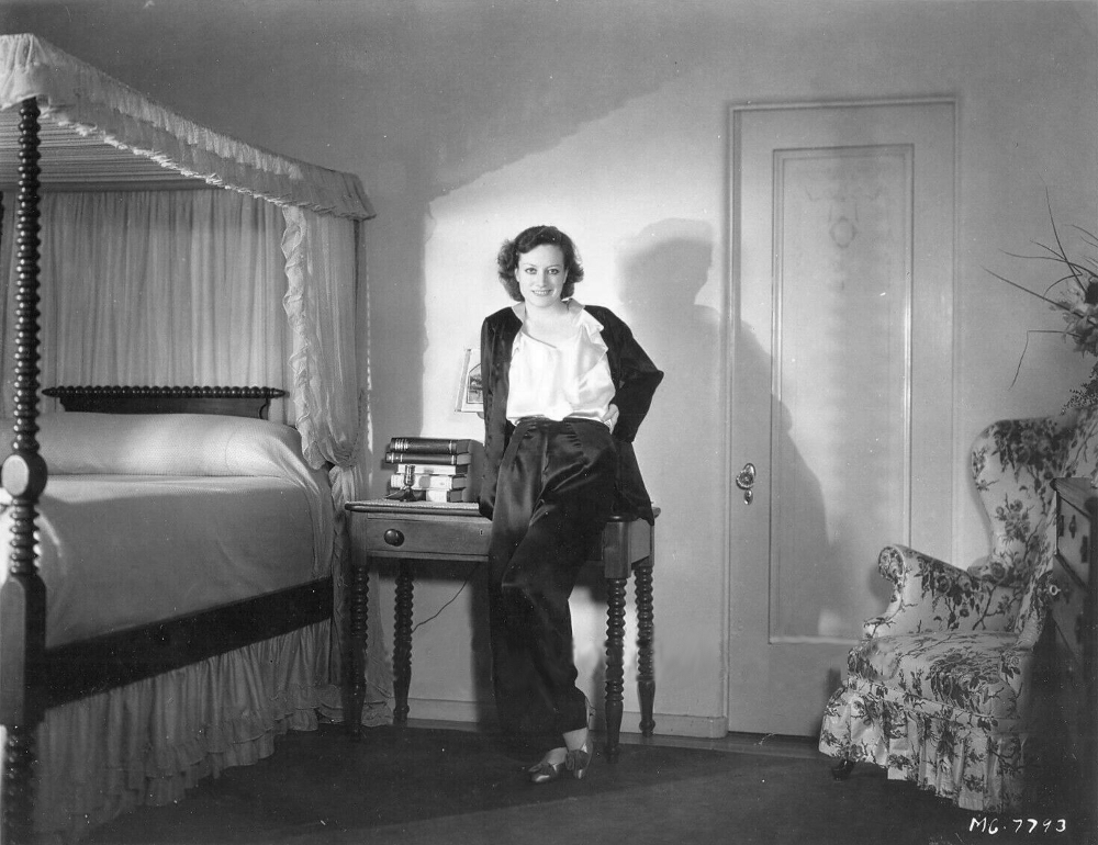 1930 publicity at home.