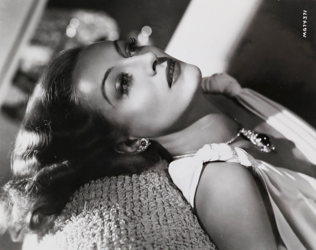 1939 publicity shot by Laszlo Willinger.