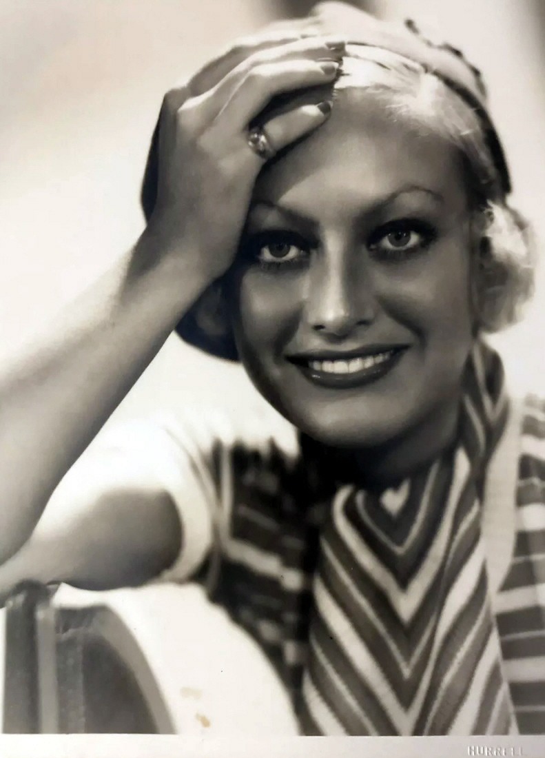 1931 publicity by Hurrell.
