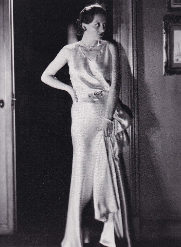 1931 shot by Cecil Beaton.