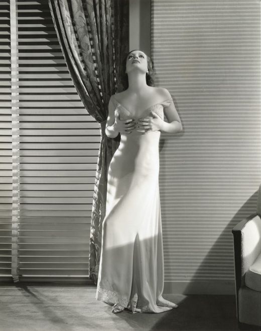 1932 publicity by Hurrell.