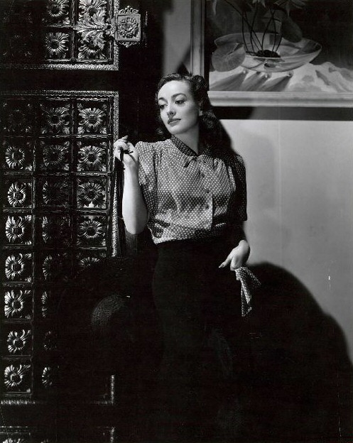 1938 publicity shot by Laszlo Willinger.