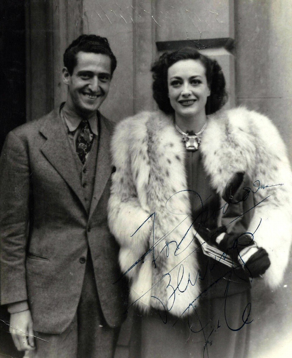 1939. Autographed candid.