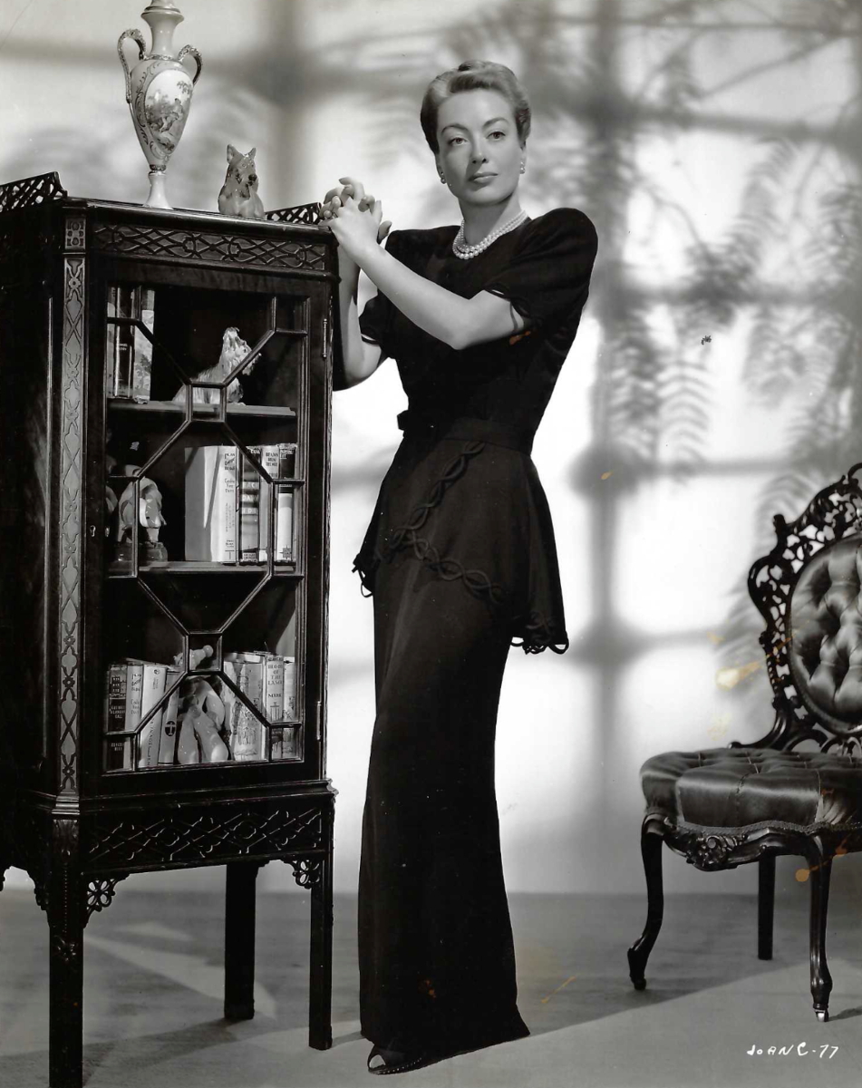 1946 Warners publicity.