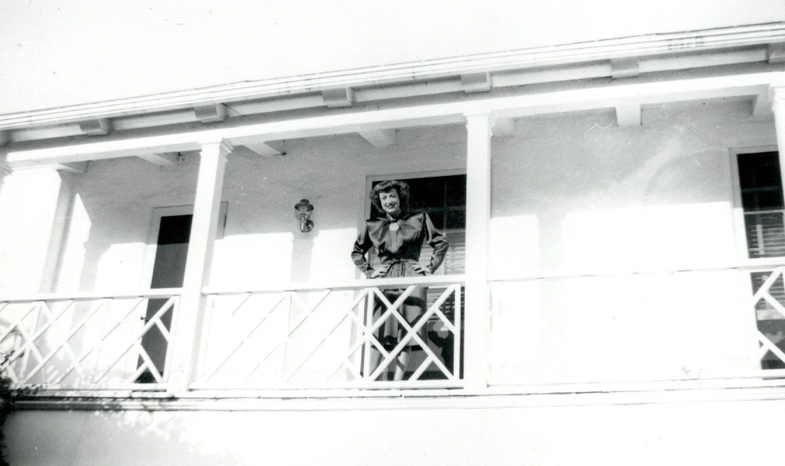 1947 fan candid on her back porch.