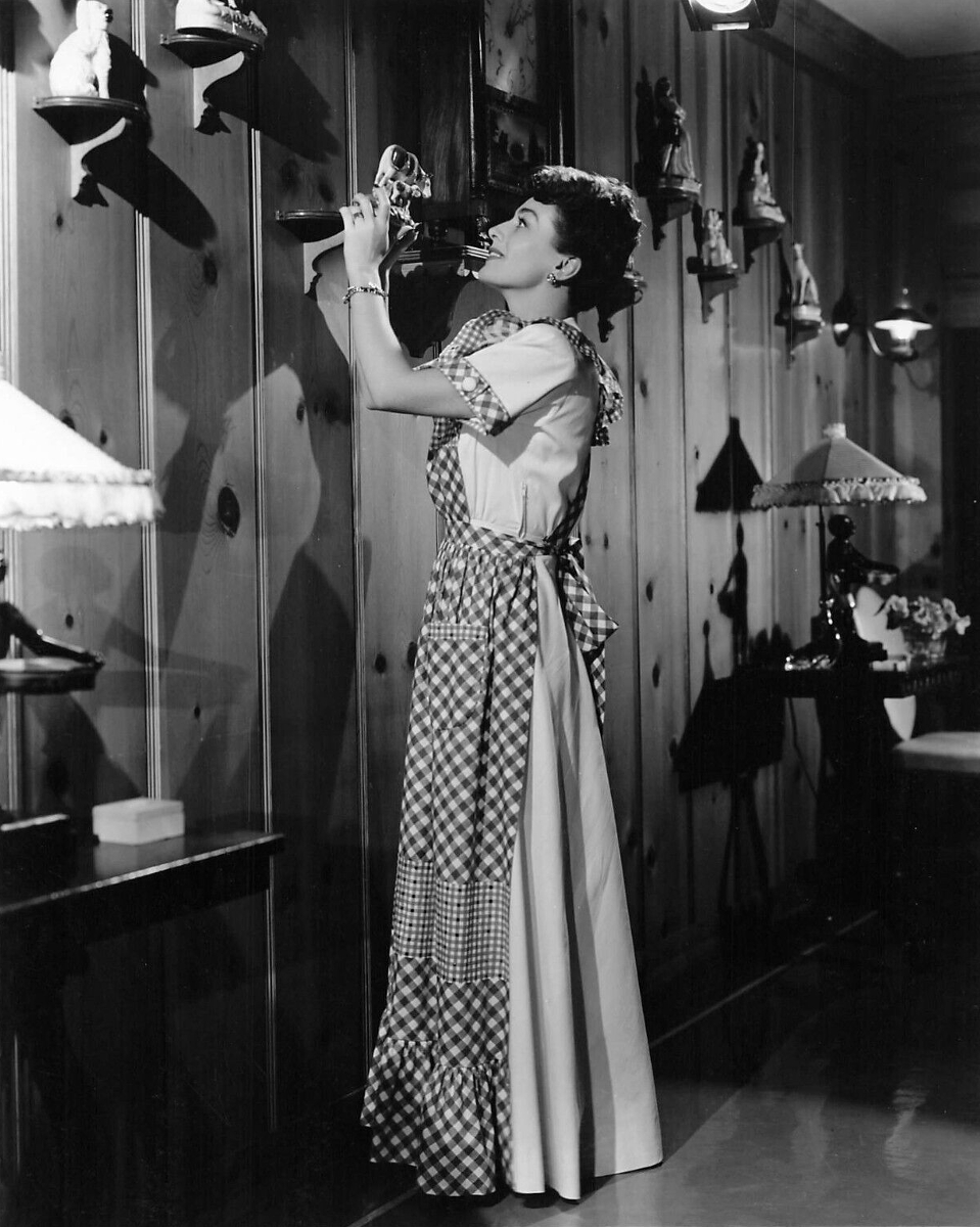 1943 publicity at home.