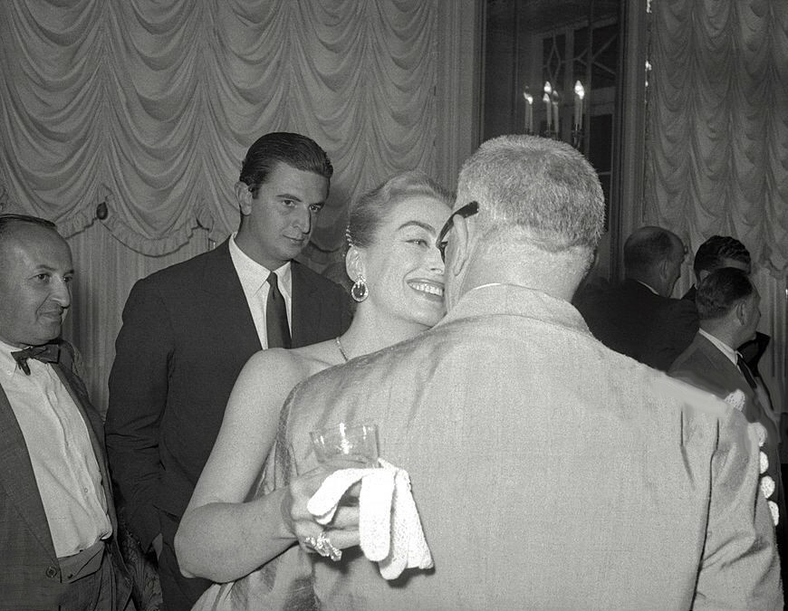 August 1957 in Rome with husband Al Steele.