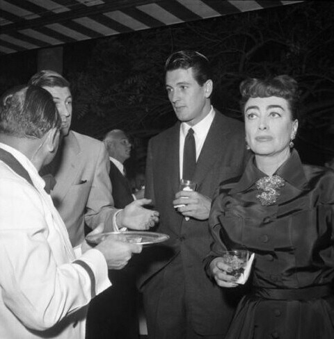 1954. With Rock Hudson.