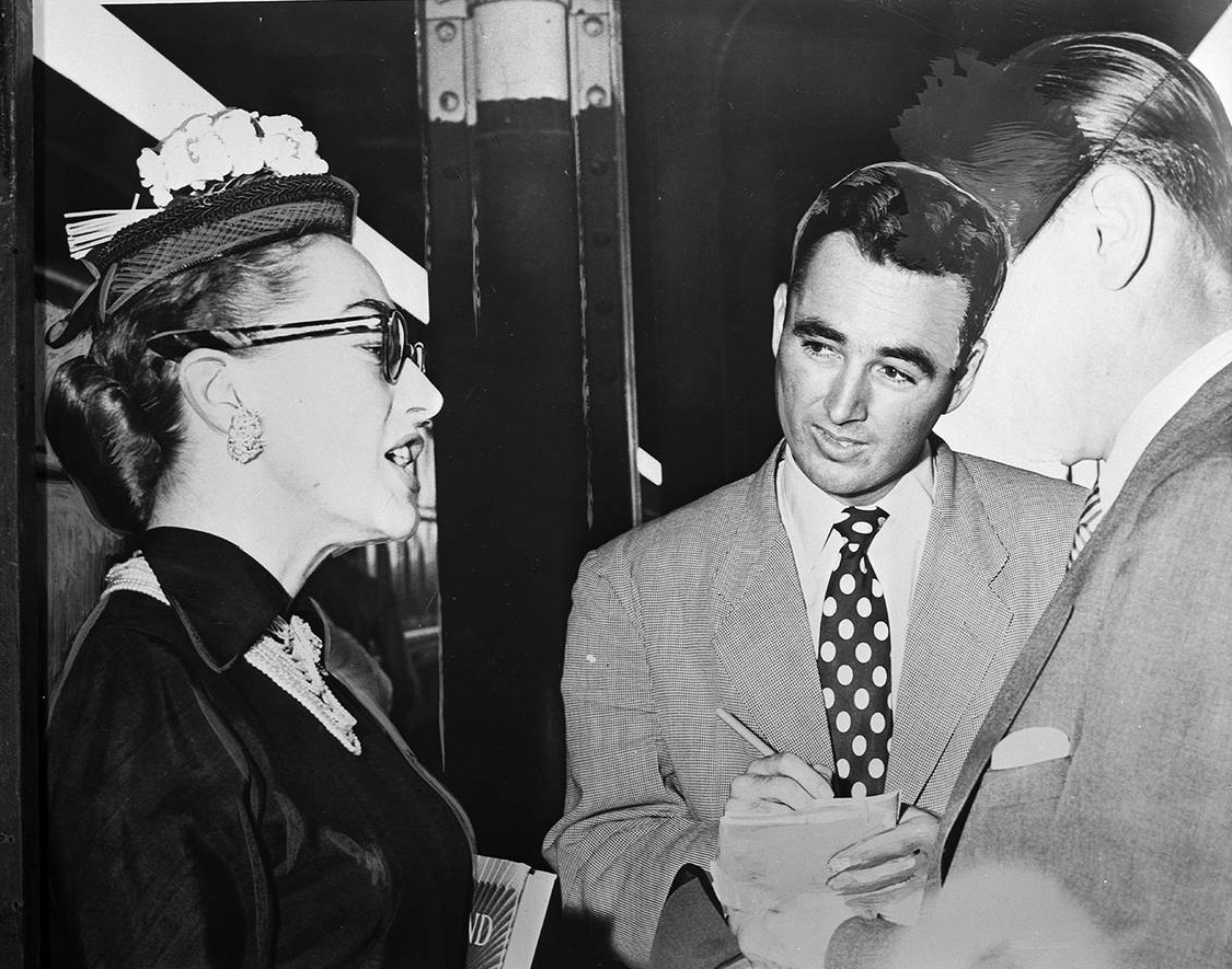 June 21, 1952, with Fort Worth reporter.