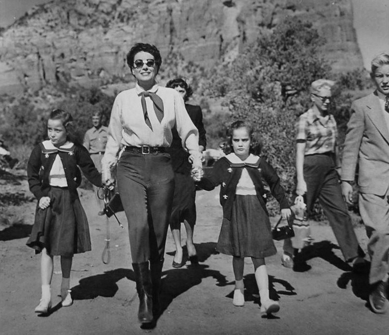 1954. On the set of 'Johnny Guitar' with the twins and Chris. (Thanks to Bryan Johnson.)