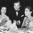 1956. In London with Vivien Leigh and Laurence Olivier.