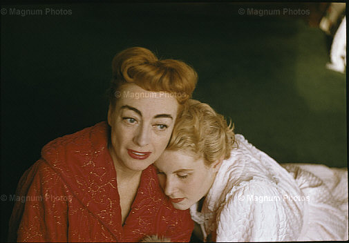 1956. Joan and Christina in NYC. By Eve Arnold.