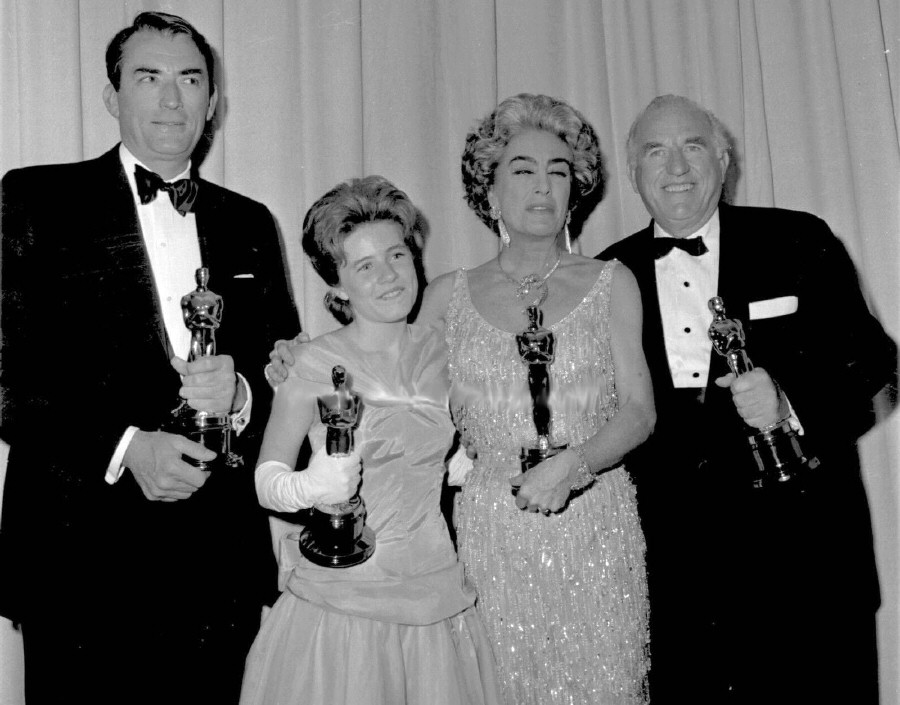 At the 4/8/63 Oscars with Gregory Peck, Patty Duke, and Ed Begley.