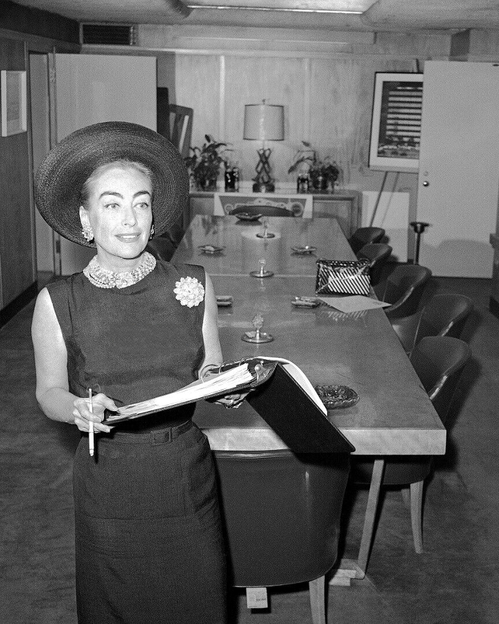 August 12, 1959. At Pepsi headquarters in NYC.