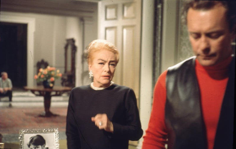 1967. 'Karate Killers' set.