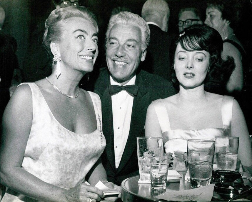 1962. With Cesar Romero and Carolyn Jones.