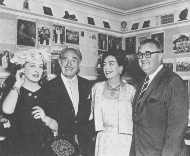 1962. At the Trophy Club with Bette, Jack Warner, Robert Aldrich. (Thanks to Matt Treadaway.)