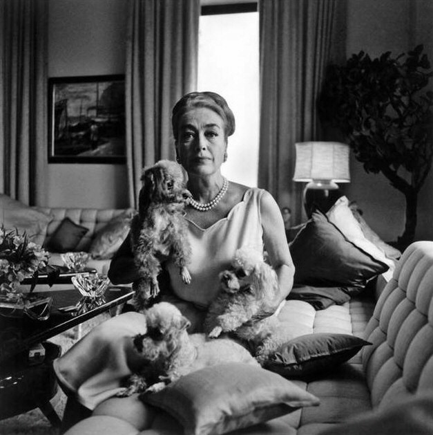 1965 at home in NYC. Shot by Bruce Davidson.