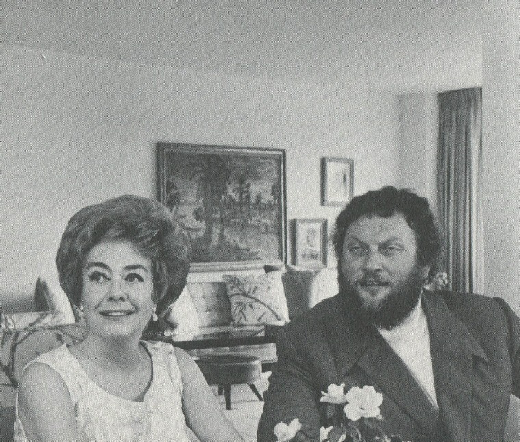 1971. At her Imperial House apt. with Russian baritone Ivan Rebroff. (Thanks to James Bruce for the photo.)