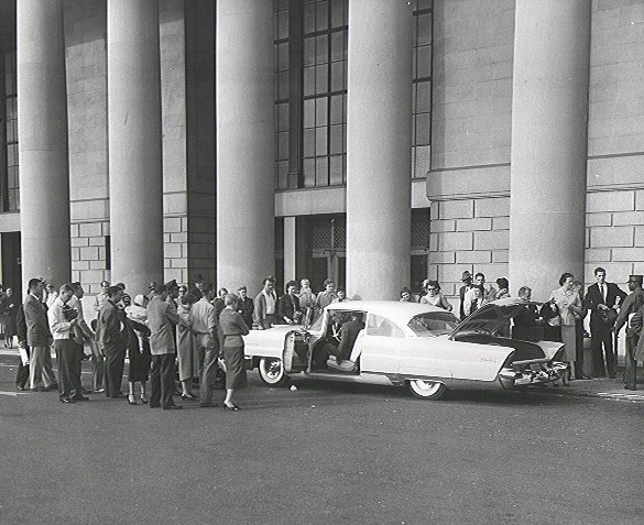 Joan's car arriving in Jacksonville, Florida.