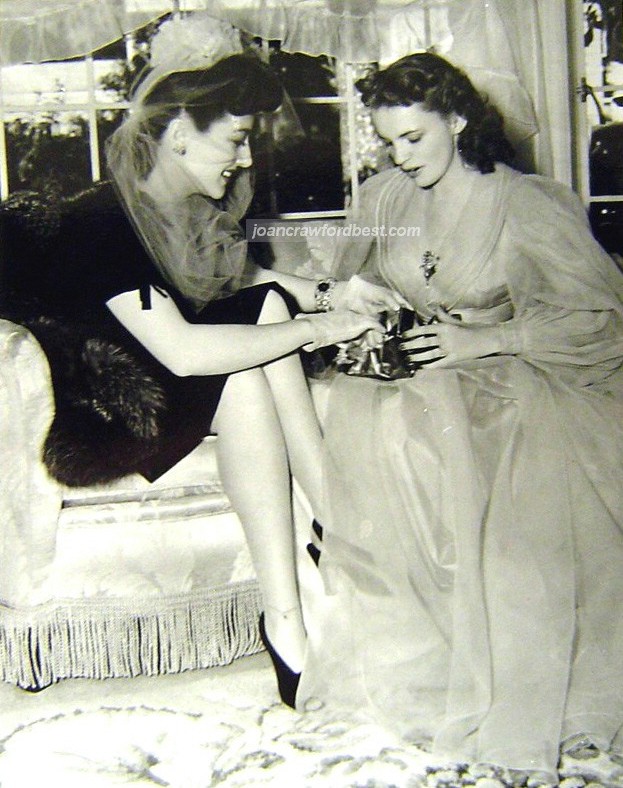 1941. At Judy Garland's bridal shower.