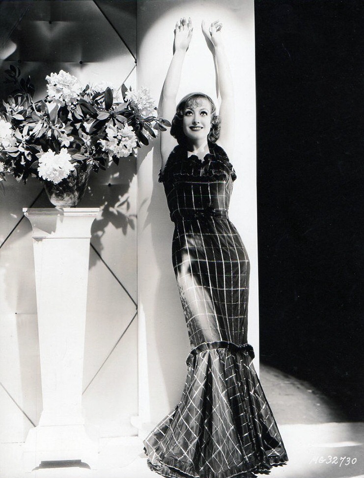 1933 publicity by Hurrell.