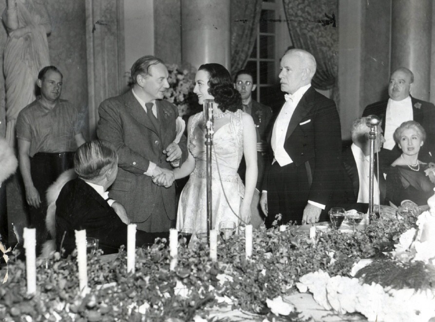 'The Ice Follies of 1939.' On the set with director Reinhold Schunzel.