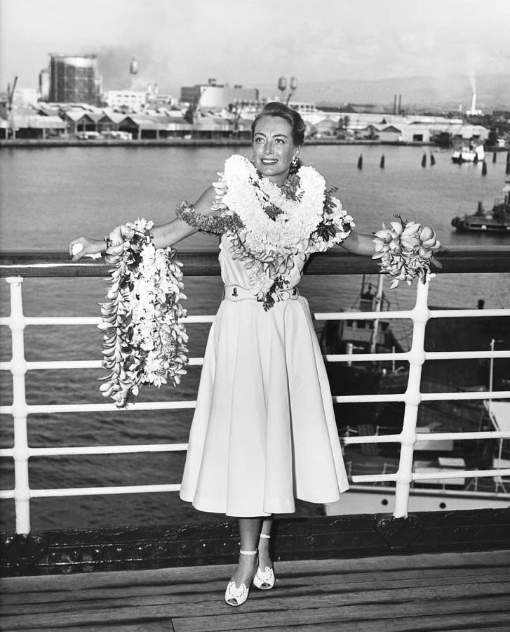 1946. Vacation in Hawaii.