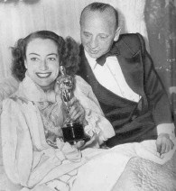 At home with Curtiz on Oscar night, 1946.